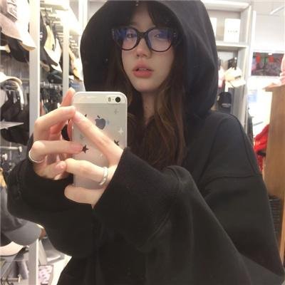女生爱女生